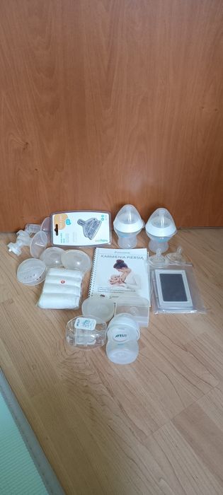 Zestaw dla przyszłej mamy i dziecka. Butelki ze skoczkami,