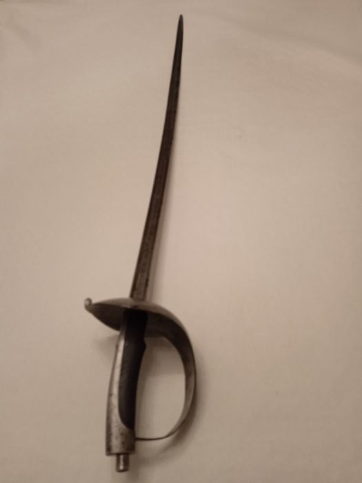 Sabre de cavalaria espanhola antiga