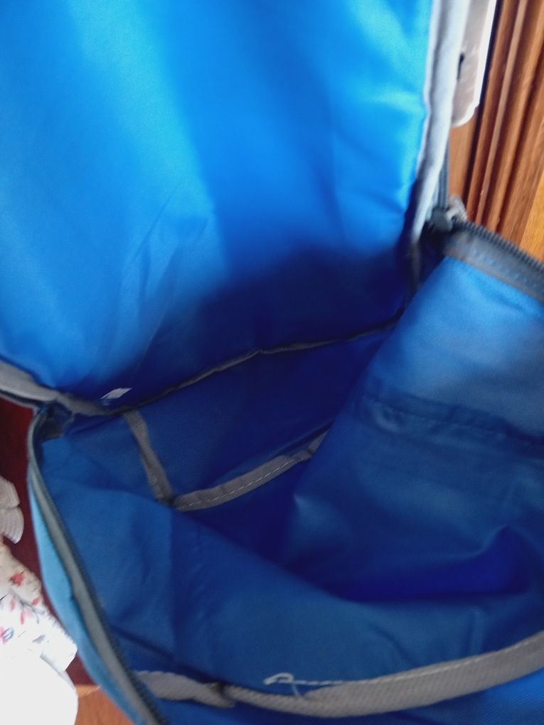 Mochila pequena caminhada