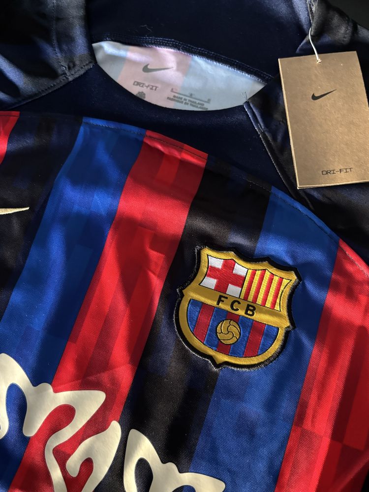 Camisola FC Barcelona 22/23 Motomami