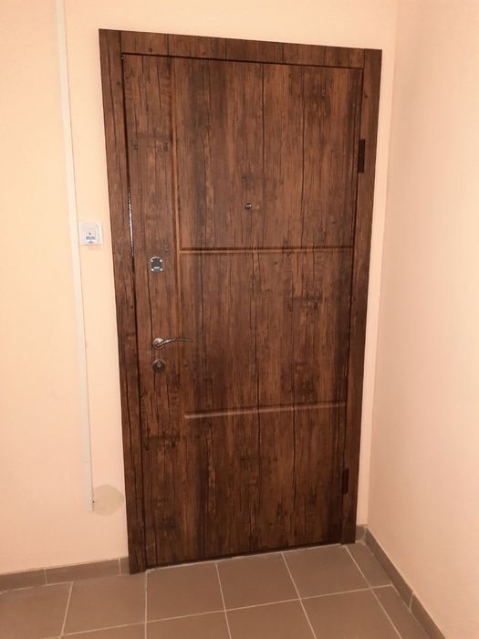 Продам 2 ком. 72 м кв. ЖК РЕВУЦКИЙ 54; 8 эт;Ремонт