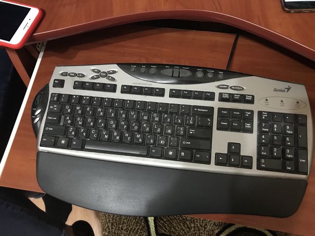 Продається клавіатура миш та стабілізатор