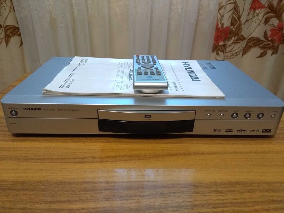 Продам HYUNDAI H-DVD 5021