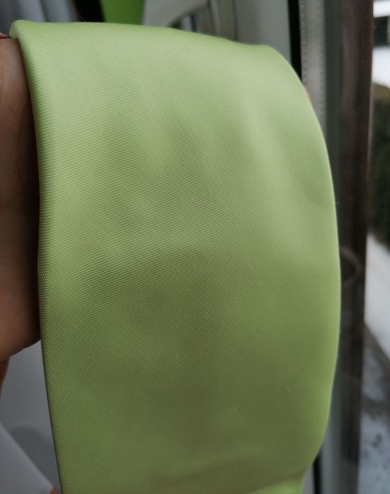 Krawat męski limonka 
Szerokość krawata - 11 cm.
Fir