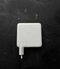 Зарядний пристрій Apple USB Type-C Power Adapter 67W (MKU63)