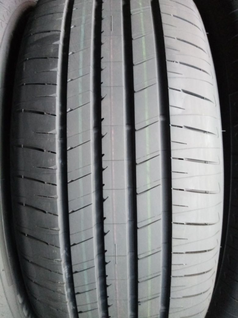 Nowe Bridgestone 235/50r20