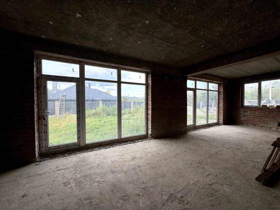 Будинок поблизу Богородчан в с.Жураки