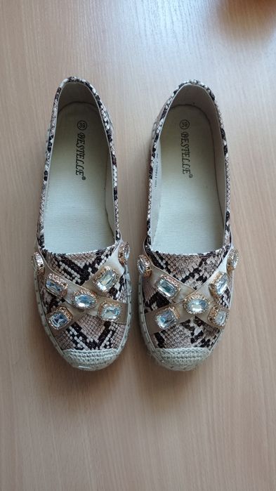 Buty damskie- Espadryle na platformie rozmiar 39