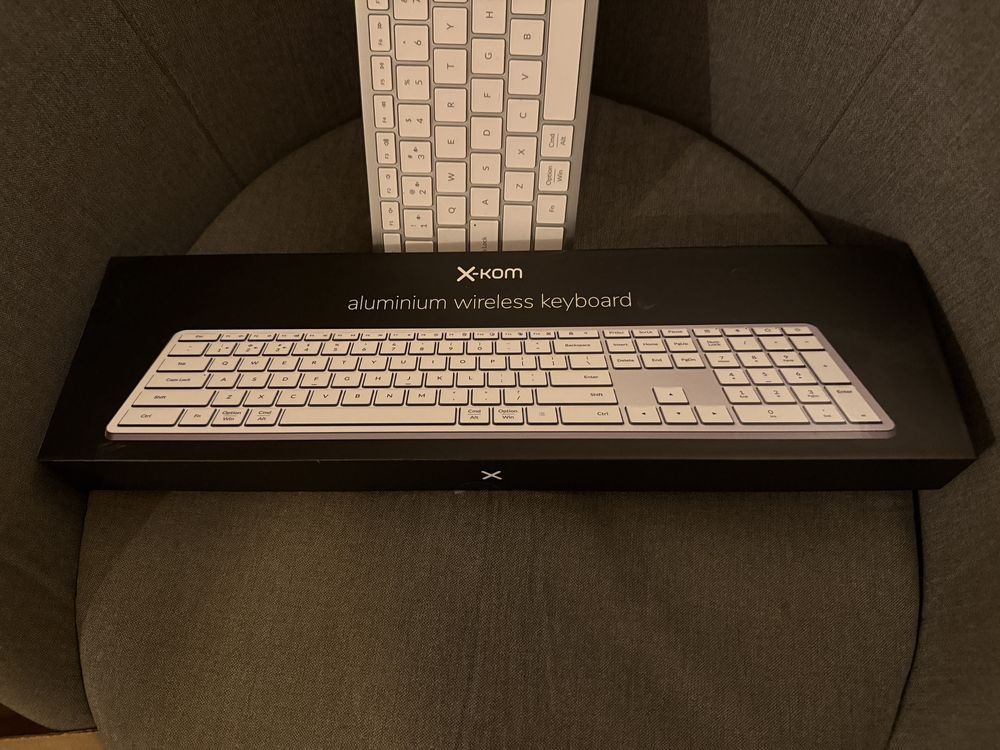 x-kom Aluminium Wireless Keyboard (biała)