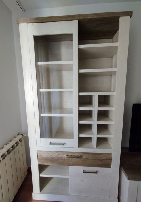 Conjunto Vitrine dupla 2 portas + Estante VERONA (Conforama)