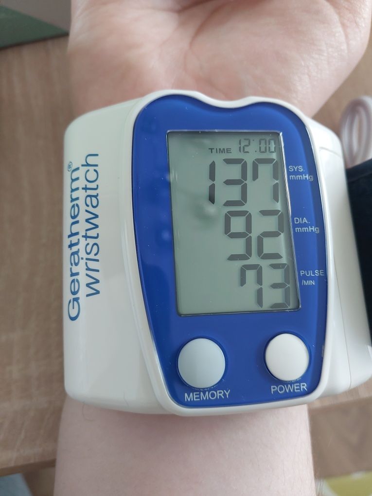 Ciśnieniomierz na nadgarstek - Geratherm wristwatch