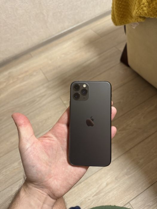 Продам iphone 11 pro 64gb