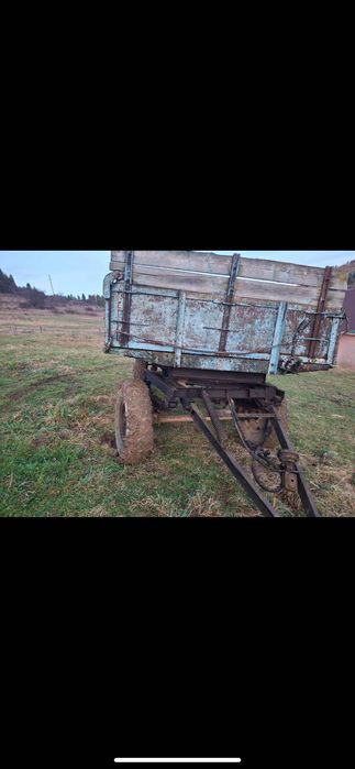 Прицеп 2-осний в робочому стані