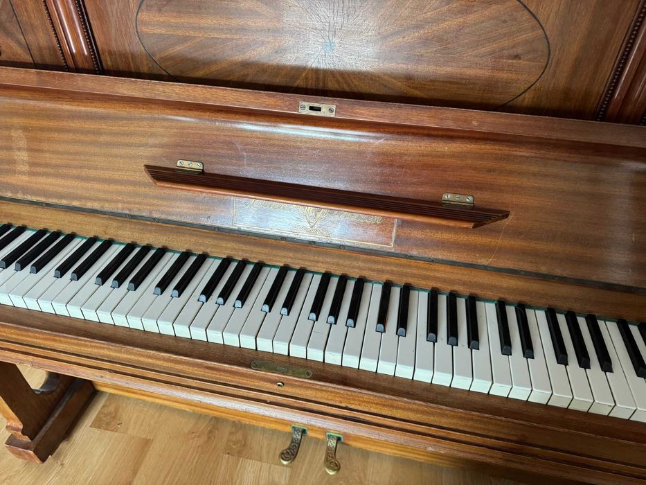 Zabytkowe pianino Lorens Petersen | Ponad 100 lat | Sprawne | Okazja