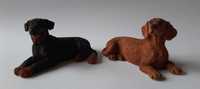 dwie figurki psy Castagna: jamnik, rottweiler