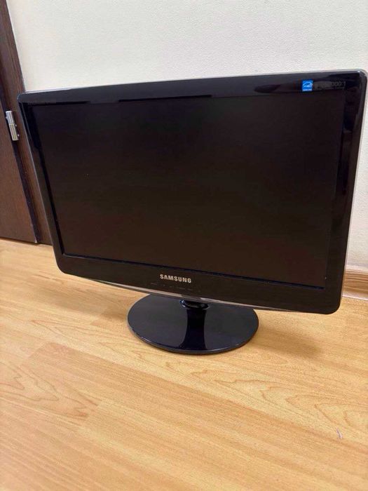 Продам б/у монітори (робочі, різні моделі) від 180 грн!