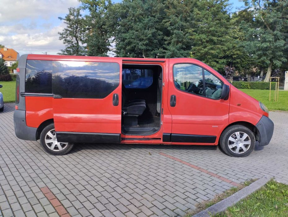 Sprzedam Opel Vivaro Long 6 osobowe