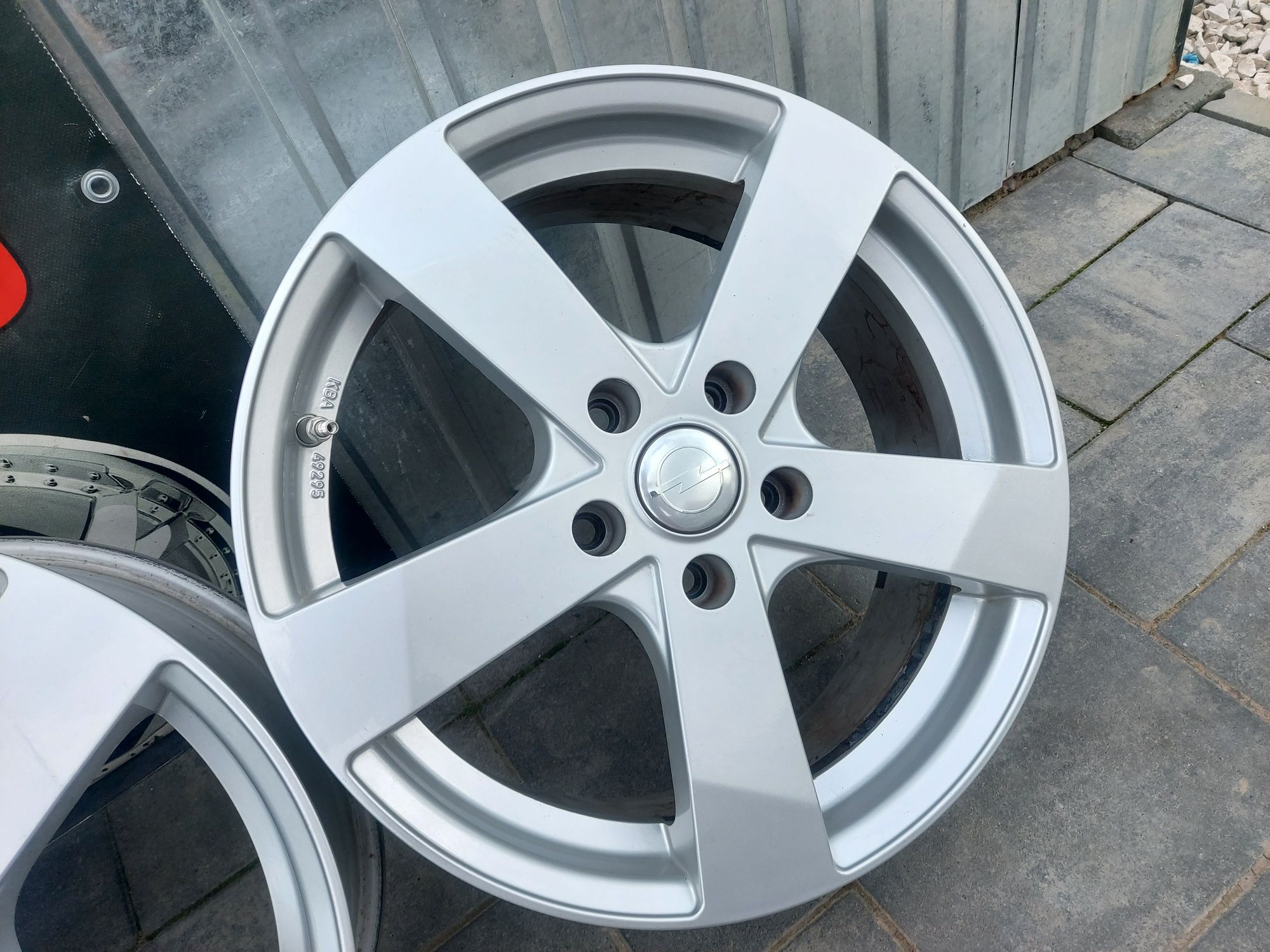 Alufelgi 17" 5x115 Opel Astra J Zafira C Antara Captiva