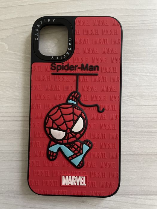 Чохли на Айфон 11