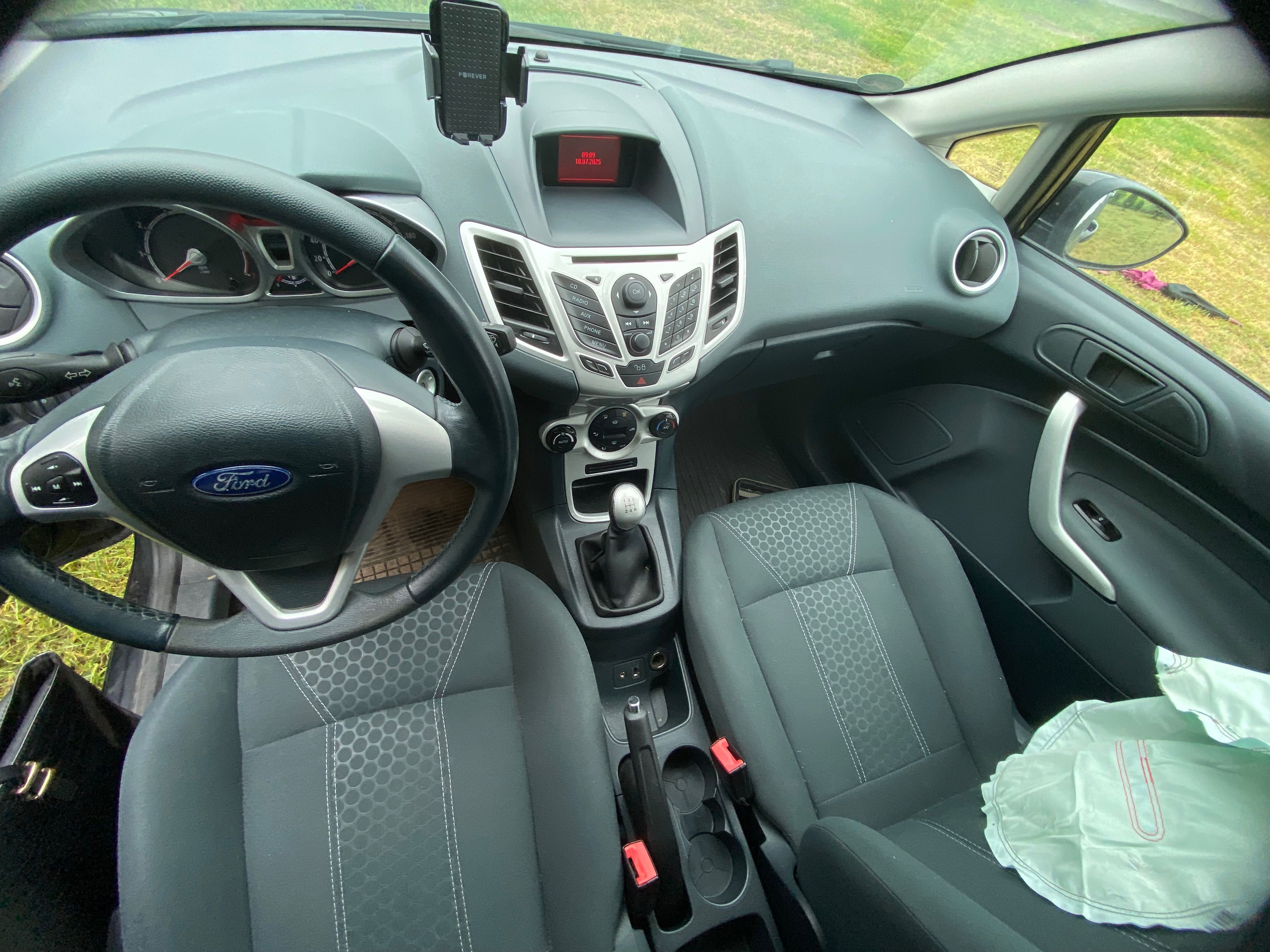 Ford Fiesta 2011, benzyna, 1.4 - uszkodzony