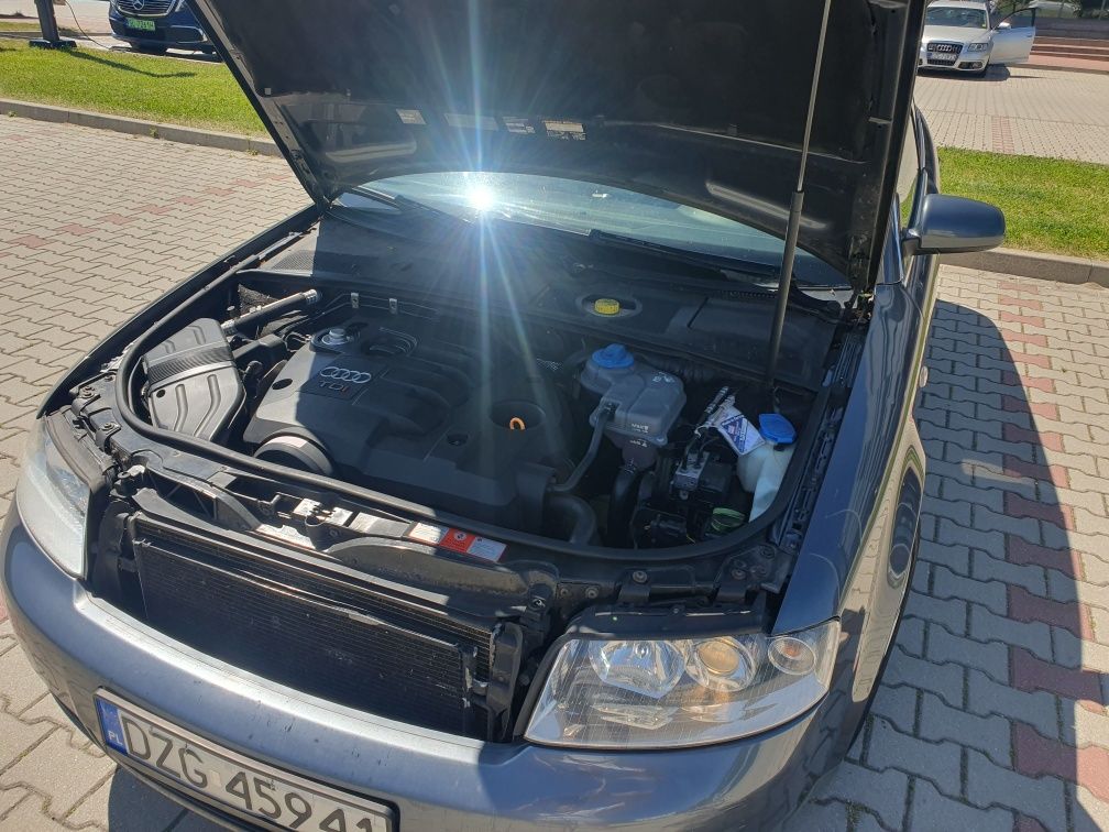 Audi a4 b6 a4b6 s-line Alu lato-zima,klima,1.9 tdi 96kW,rozrząd,navi