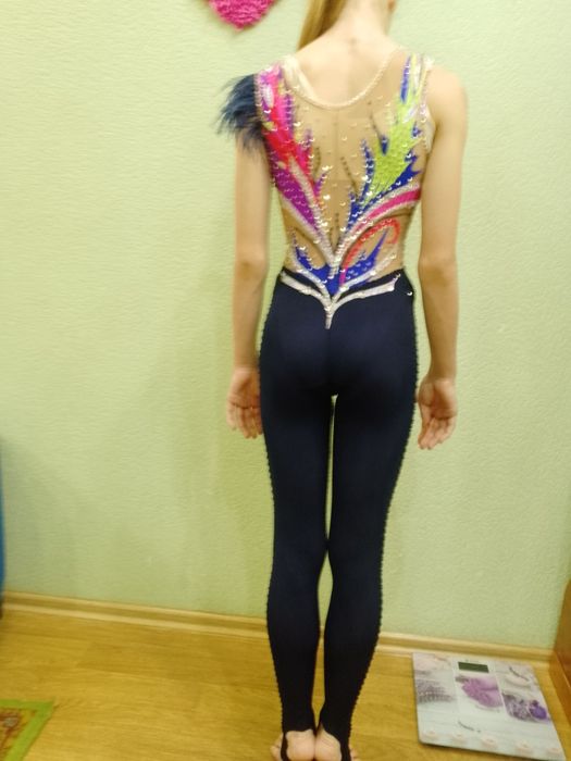 Продам комбинезон для художественной гимнастики
