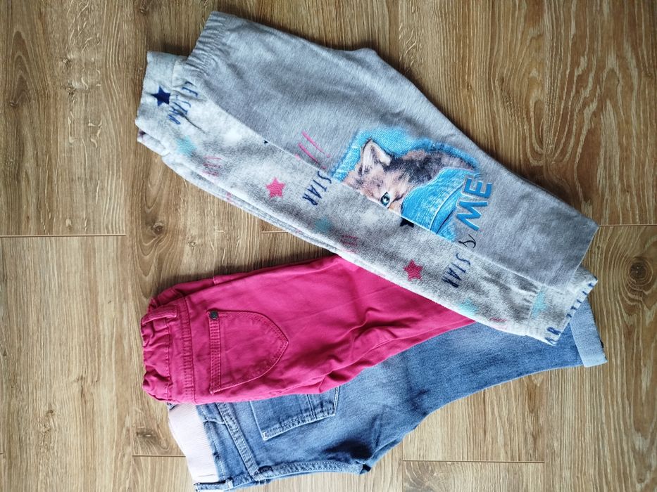 Spodenki dla dziewczynki - rozmiar 92