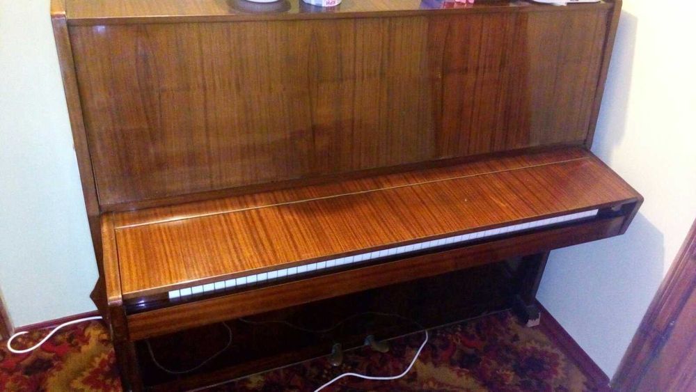 Фортепіано Україна самовивіз