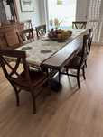 Conjunto mesa com 8 cadeiras madeira