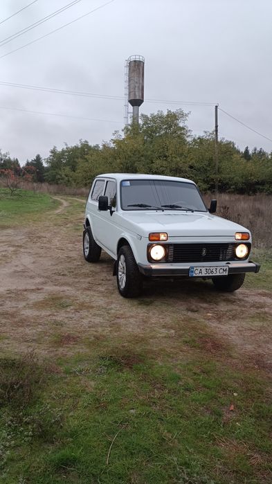 Нива 2003г 3300$