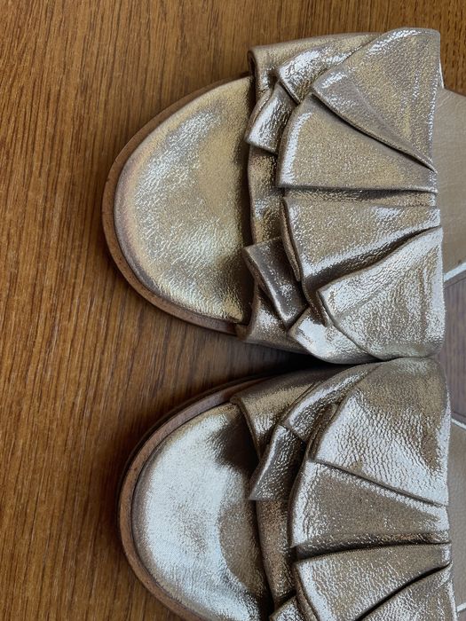 Шлепки золотые кожаные Турция