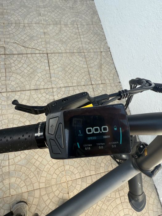 Bicicleta Elétrica Dobrável ADO Air 20S com suspensão dianteira