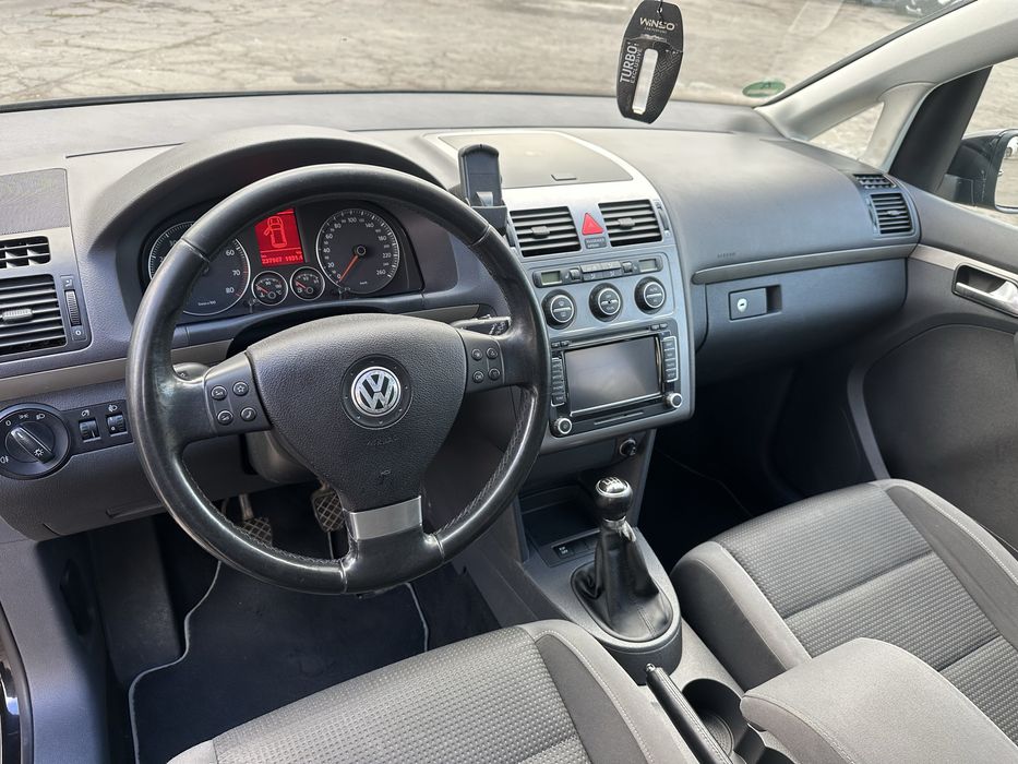 Volkswagen Touran 1.4
