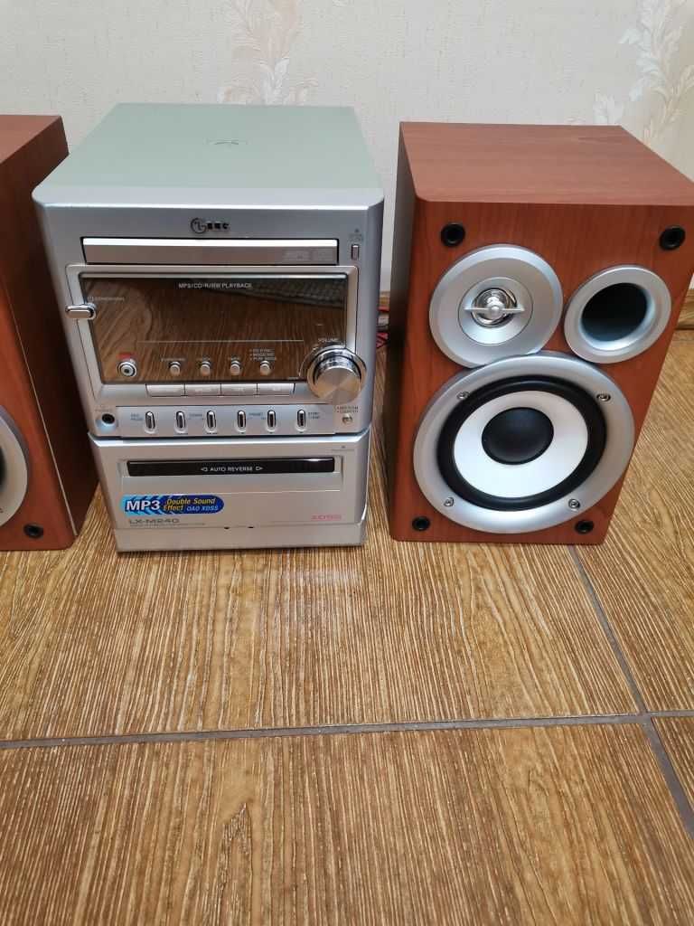 Музыкальный центр LG LX-M240X