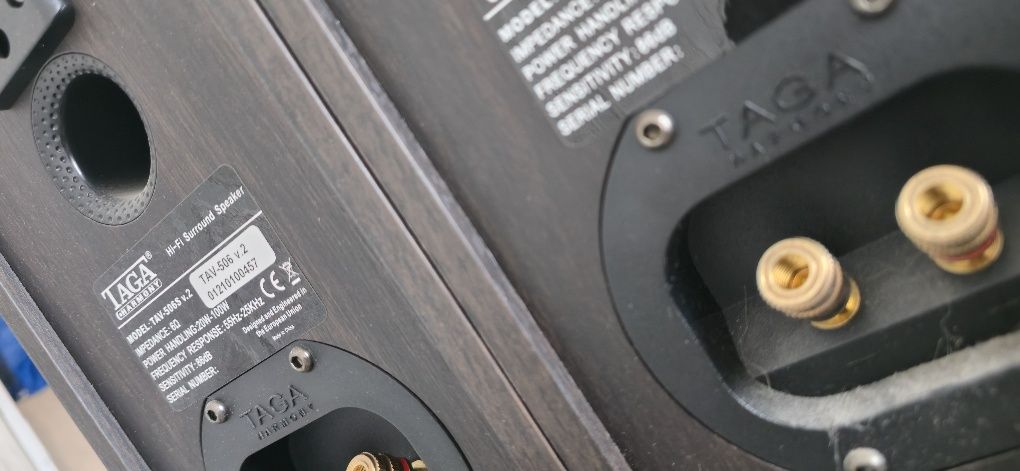 Kino domowe. Wzmacniacz ONKYO i 5 głośników TAGA