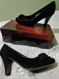 Туфлі Brocoly, замшеві, чорні, 39 розмір