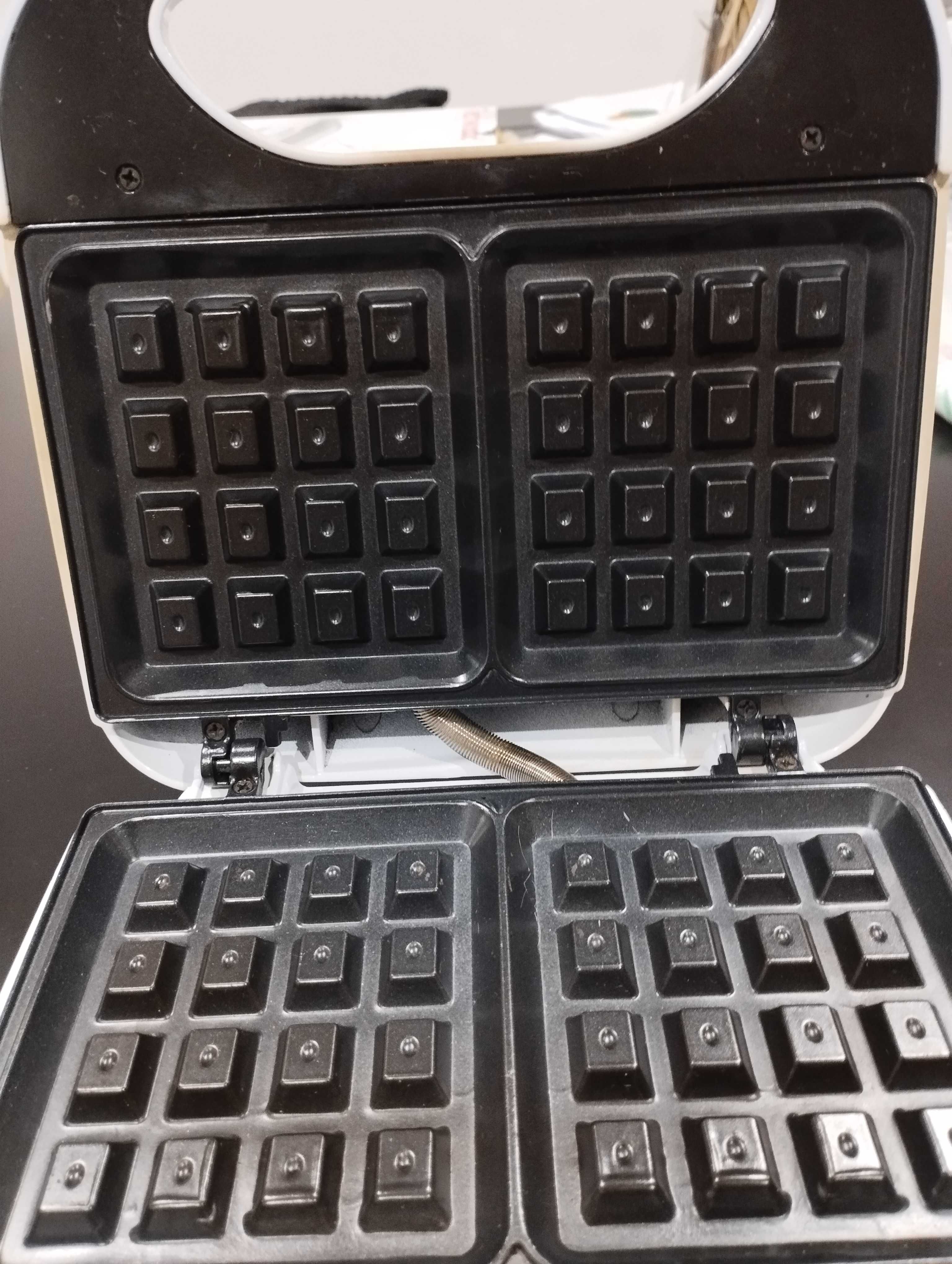 Máquina de fazer waffles Techwood