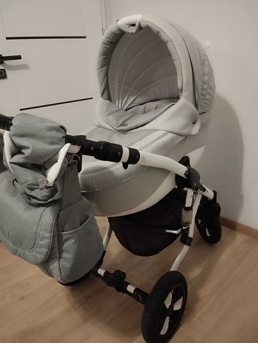 Sprzedam wózek dziecięcy