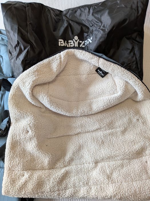 Carrinho Babyzen Yoyo2 c/ acessórios