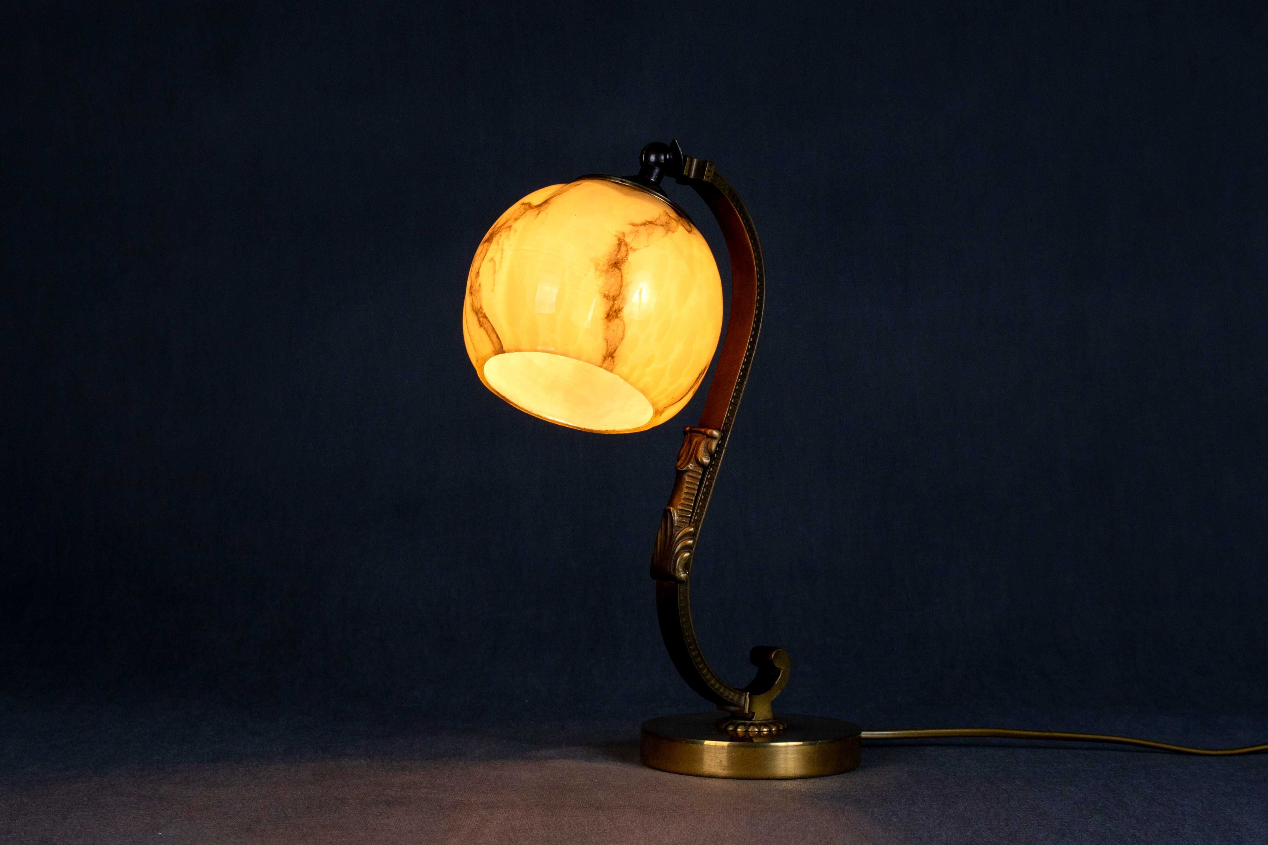 Stara mosiężna lampka nocna