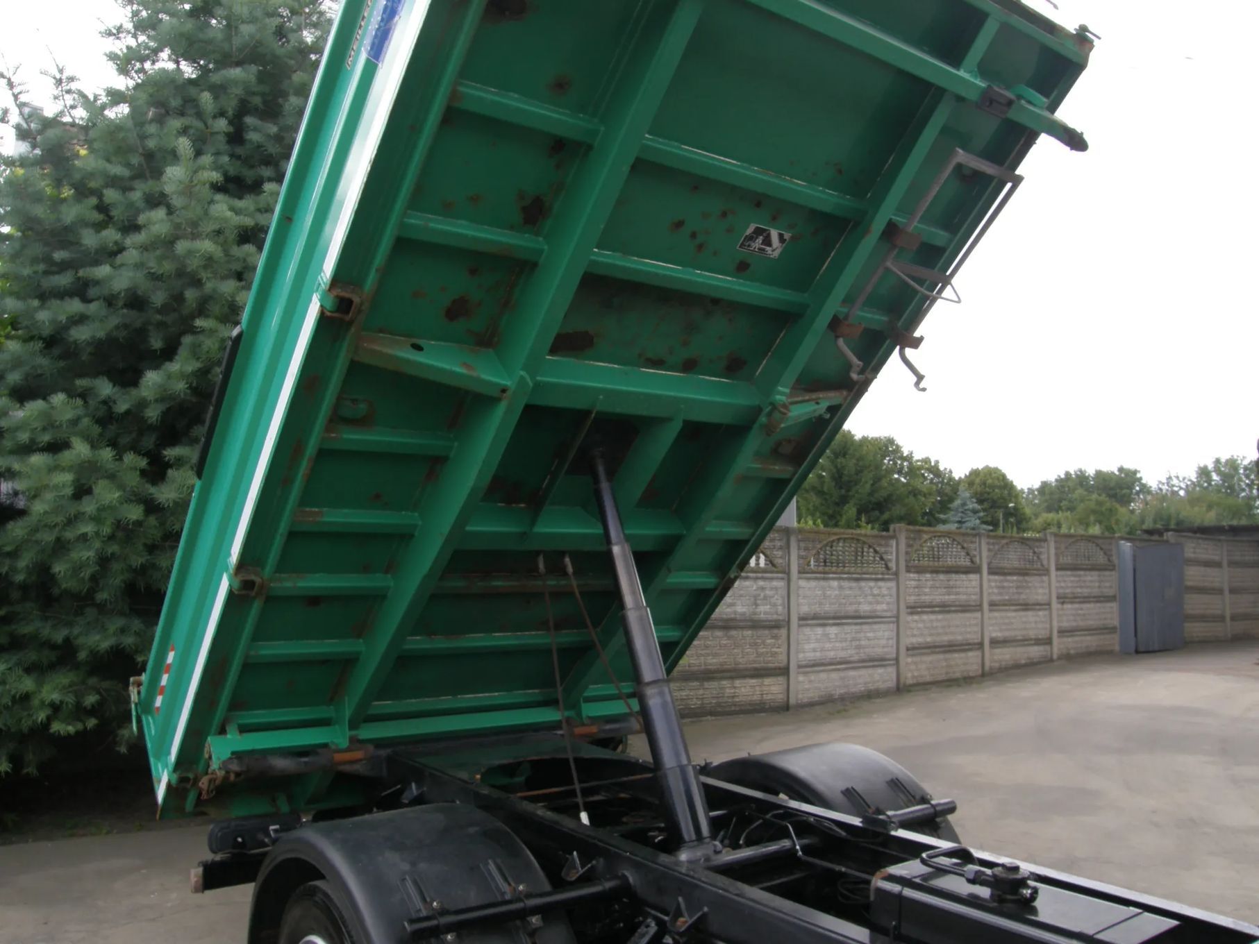 Mitsubishi Fuso Canter 7C15 2013 wywrotka Meiller-Kipper z Niemiec