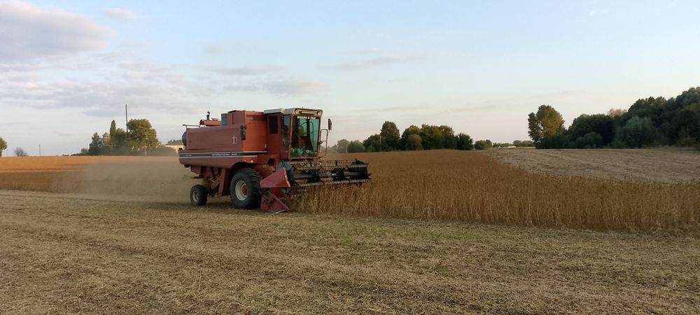 Продам комбайн case 1440