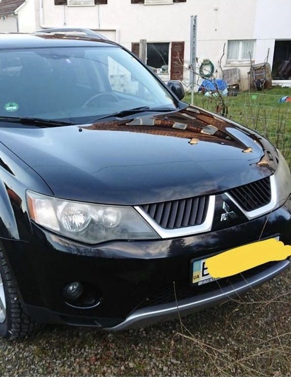 Mitsubishi Outlander XL