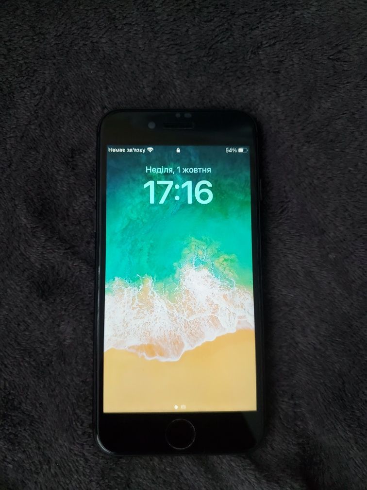 IPhone 8 64gb новий