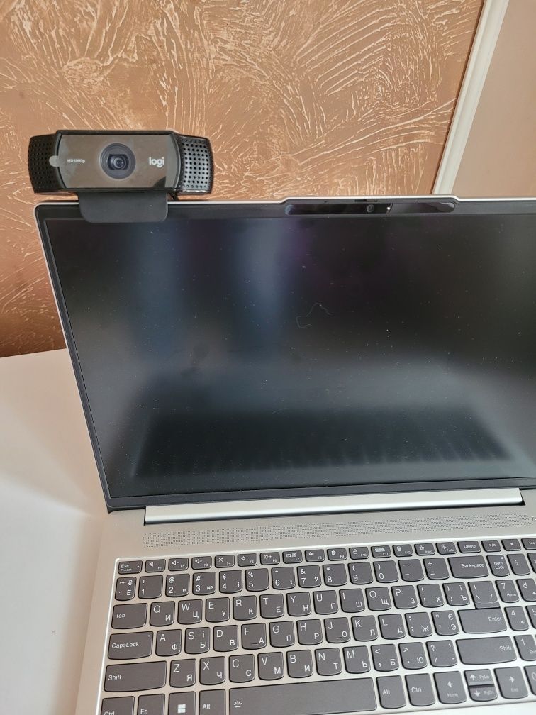 Веб-камера для стріму Logitech C922 Pro Stream Full HD