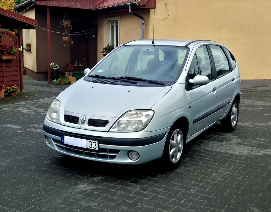 Renault Scenic 1.6 benzyna 2000r klima opłaty na rok dużo nowych częśc