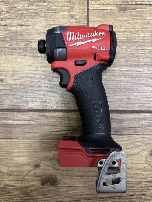 Zakrętarka udarowa Milwaukee M18 FID3 | 226Nm | 2022r.