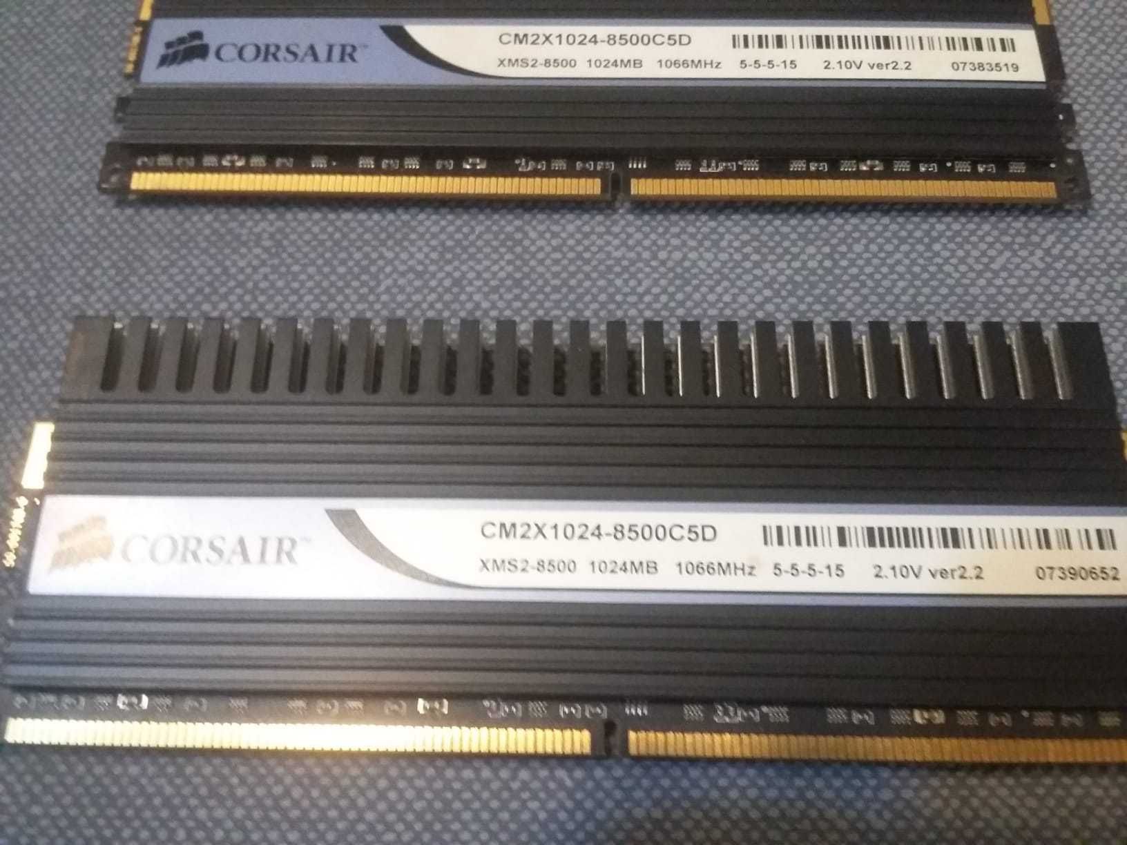 Memórias PC Corsair Dominator 4 GB 4 x 1