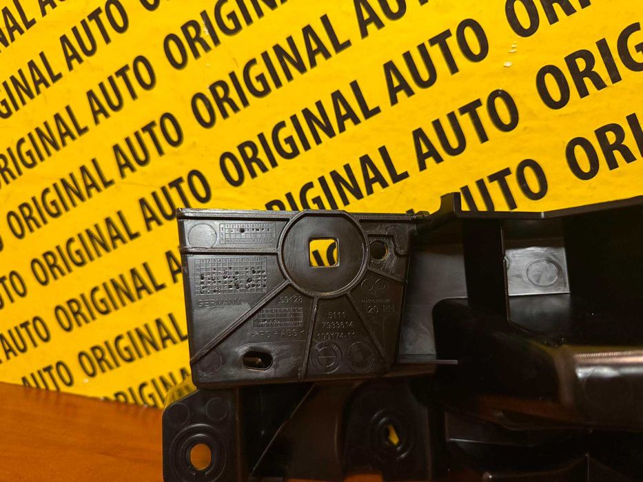 Кронштейн фари правий лівий BMW iX I20 Новий Оригінал