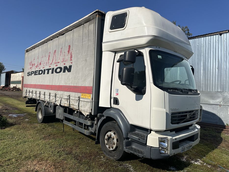 Volvo Fl240 тентований